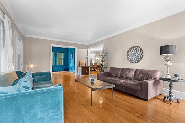 1115 S MONROE AVENUE, Green Bay, WI 54301