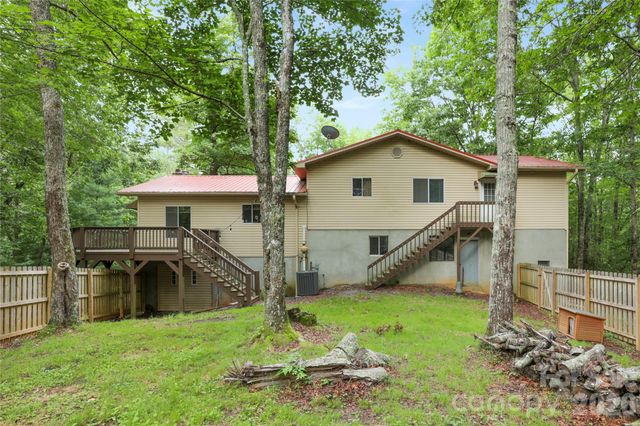 154 Hondah Boulevard, Brevard, NC 28712