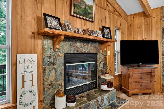 154 Hondah Boulevard, Brevard, NC 28712