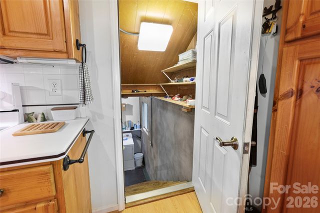 154 Hondah Boulevard, Brevard, NC 28712