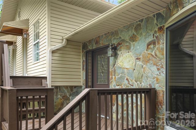 154 Hondah Boulevard, Brevard, NC 28712