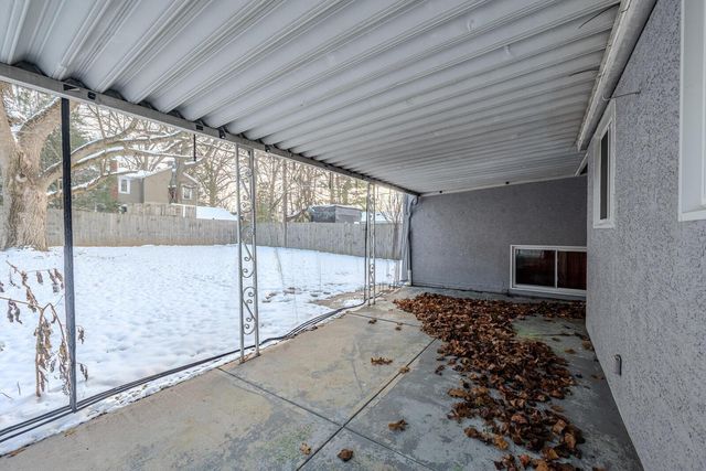 2706 Maywood Road, Columbus, OH 43232