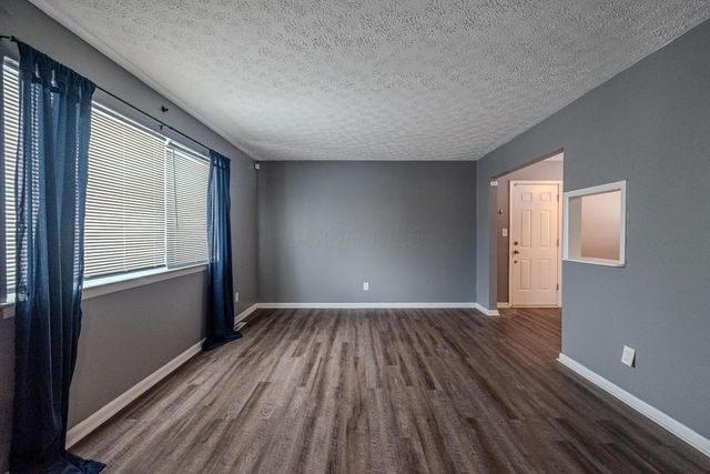 2706 Maywood Road, Columbus, OH 43232