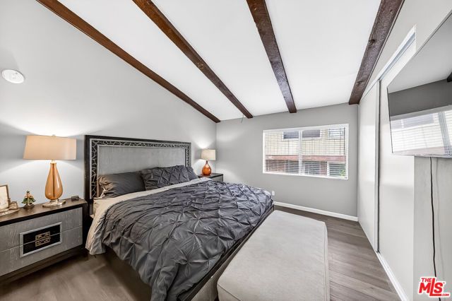 7320 Lennox Avenue F7, Van Nuys (los Angeles), CA 91405