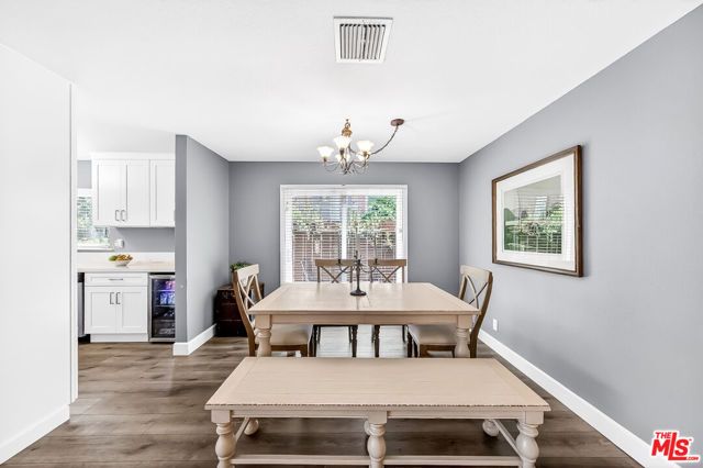 7320 Lennox Avenue F7, Van Nuys (los Angeles), CA 91405