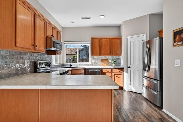 2217 NW Cedar Avenue, Redmond, OR 97756