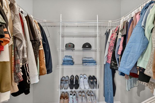 2217 NW Cedar Avenue, Redmond, OR 97756