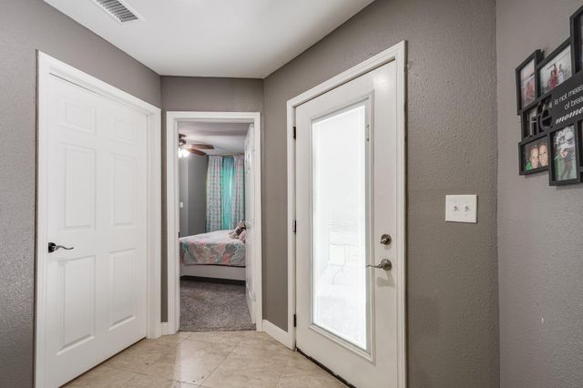 55 County Road 2287, Cleveland, TX 77327