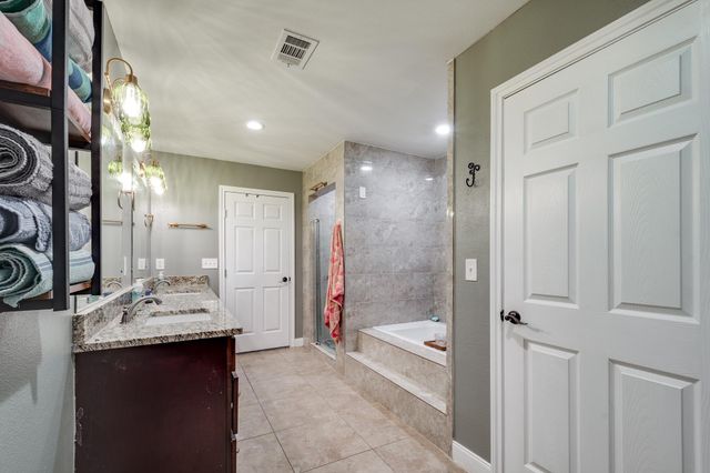 55 County Road 2287, Cleveland, TX 77327
