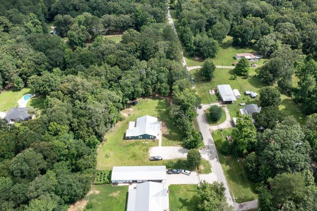 55 County Road 2287, Cleveland, TX 77327