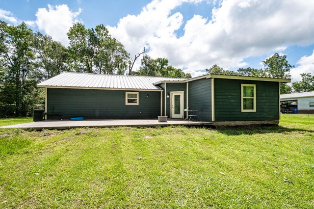 55 County Road 2287, Cleveland, TX 77327