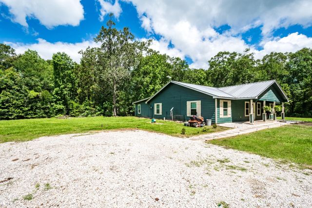 55 County Road 2287, Cleveland, TX 77327