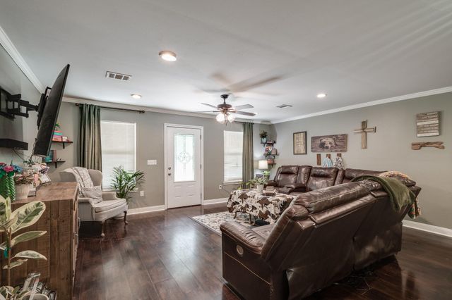 55 County Road 2287, Cleveland, TX 77327