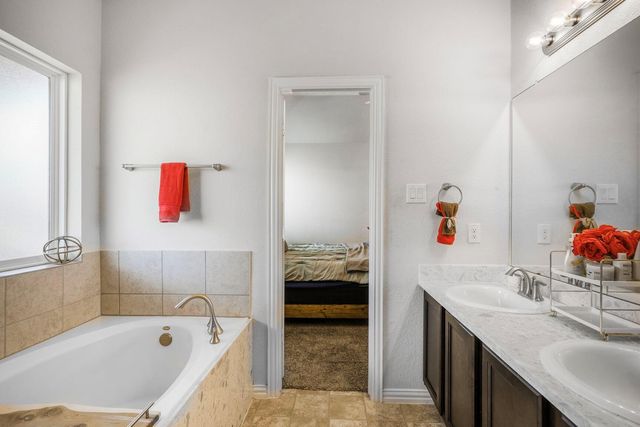 2711 Chaplin Place Drive, Humble, TX 77396