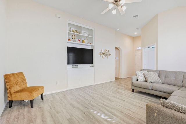2711 Chaplin Place Drive, Humble, TX 77396