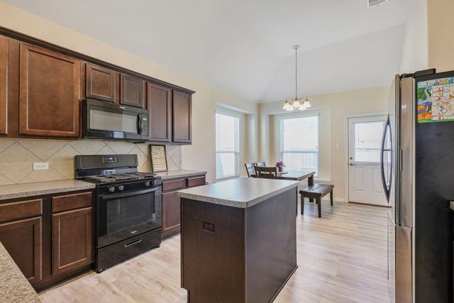 2711 Chaplin Place Drive, Humble, TX 77396