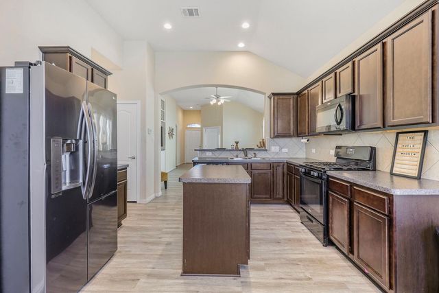 2711 Chaplin Place Drive, Humble, TX 77396