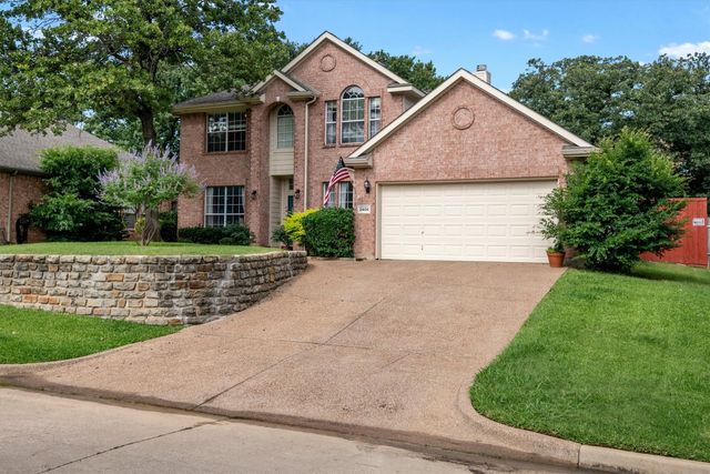 2406 Forest Park Circle, Mansfield, TX 76063