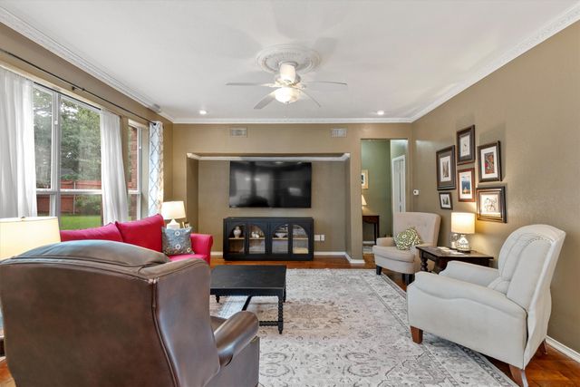 2406 Forest Park Circle, Mansfield, TX 76063