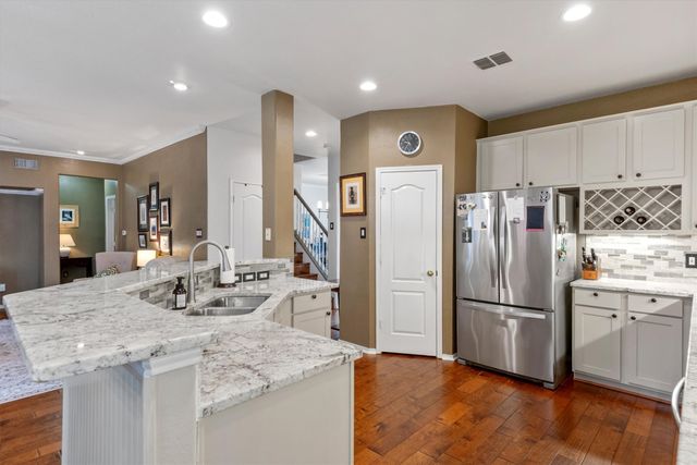 2406 Forest Park Circle, Mansfield, TX 76063