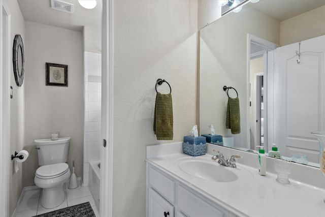 2406 Forest Park Circle, Mansfield, TX 76063