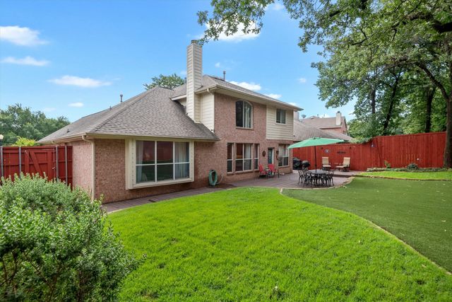 2406 Forest Park Circle, Mansfield, TX 76063