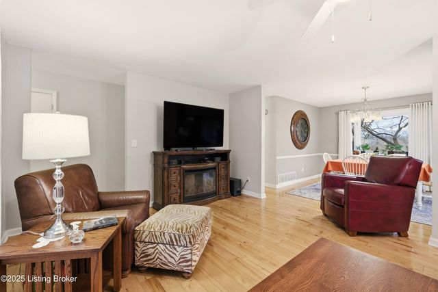 6004 Vincennes Trail, Greenville, IN 47124