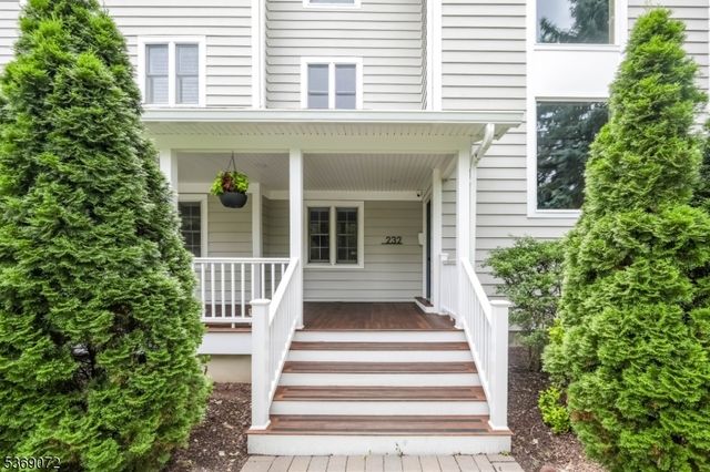232 Claremont Ave 2, Montclair Twp., NJ 07042
