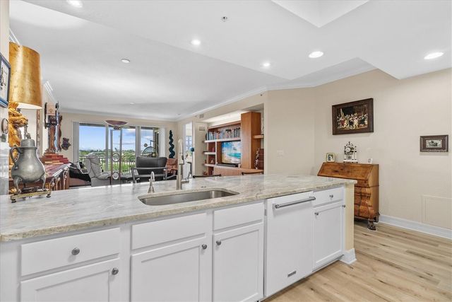 5100 JESSIE HARBOR DRIVE 403, Osprey, FL 34229