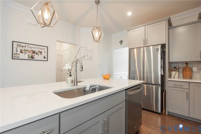 2211 Nightfall Dr, Chesterfield, VA 22336