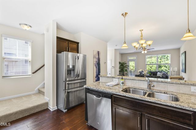 1529 Crafton Way, Raleigh, NC 27607