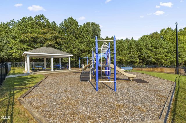 1529 Crafton Way, Raleigh, NC 27607