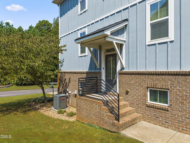 1529 Crafton Way, Raleigh, NC 27607