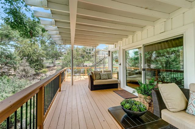 803 Mariner, Lakeway, TX 78734