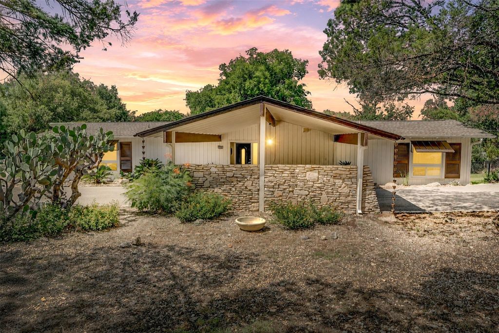 803 Mariner, Lakeway, TX 78734
