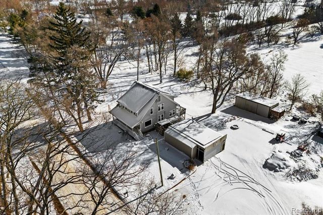 3901 Lone Tree Road, Milford, MI 48380