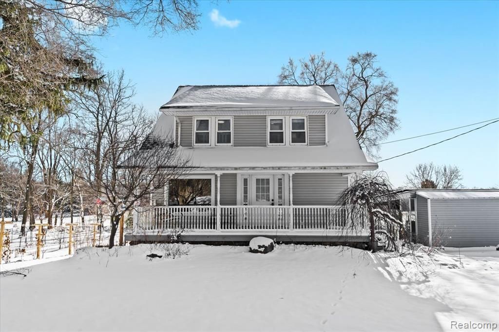 3901 Lone Tree Road, Milford, MI 48380