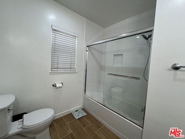 1412 W Baker Avenue, Fullerton, CA 92833