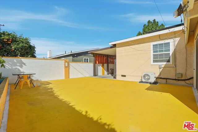 1412 W Baker Avenue, Fullerton, CA 92833