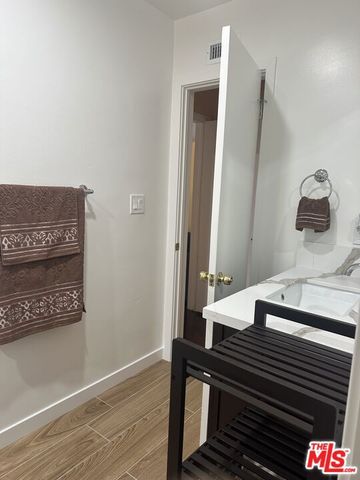 1412 W Baker Avenue, Fullerton, CA 92833
