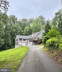 25 RED HILL RD, Pequea, PA 17565