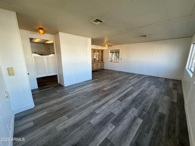 11411 N 91ST Avenue 221, Peoria, AZ 85345