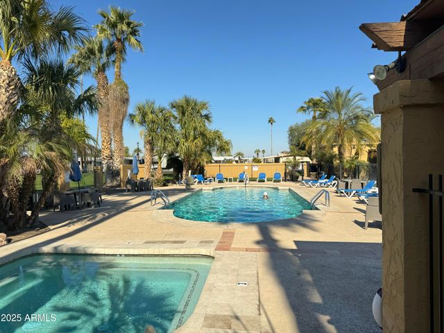 11411 N 91ST Avenue 221, Peoria, AZ 85345