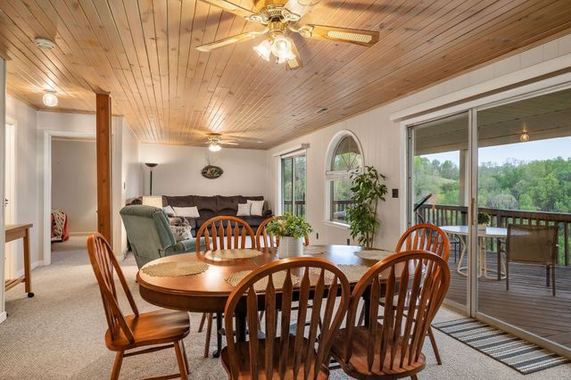 258 Captains Point Rd, Silver Point, TN 38582