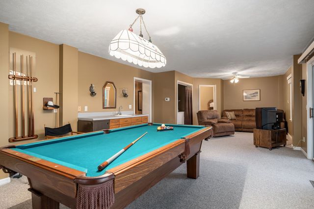 258 Captains Point Rd, Silver Point, TN 38582