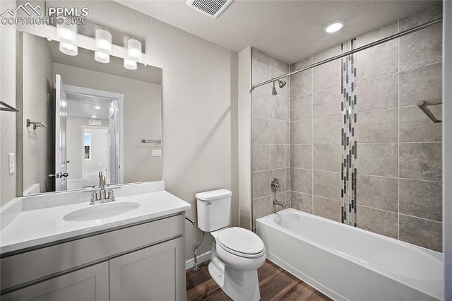 9124 Lanceleaf Drive, Colorado Springs, CO 80925