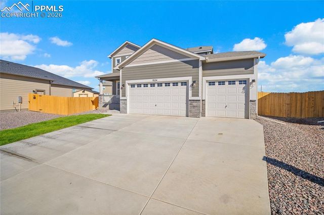 9124 Lanceleaf Drive, Colorado Springs, CO 80925