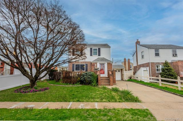 82 Cerenzia Boulevard, Elmont, NY 11003