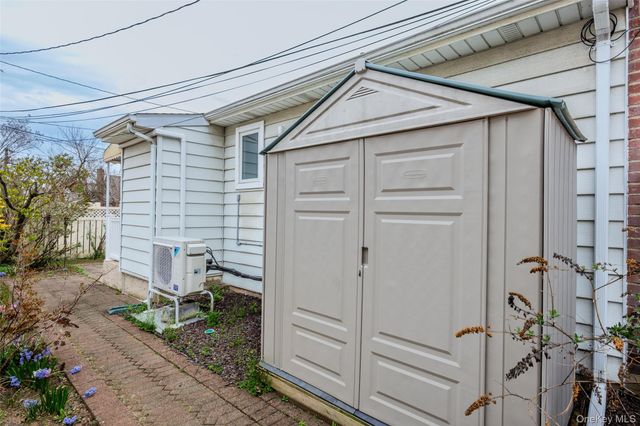 82 Cerenzia Boulevard, Elmont, NY 11003