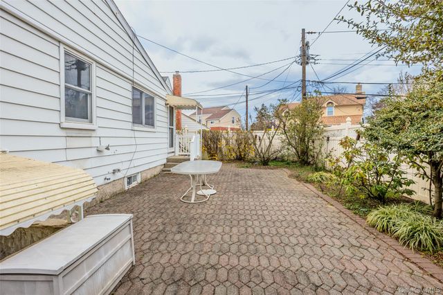 82 Cerenzia Boulevard, Elmont, NY 11003